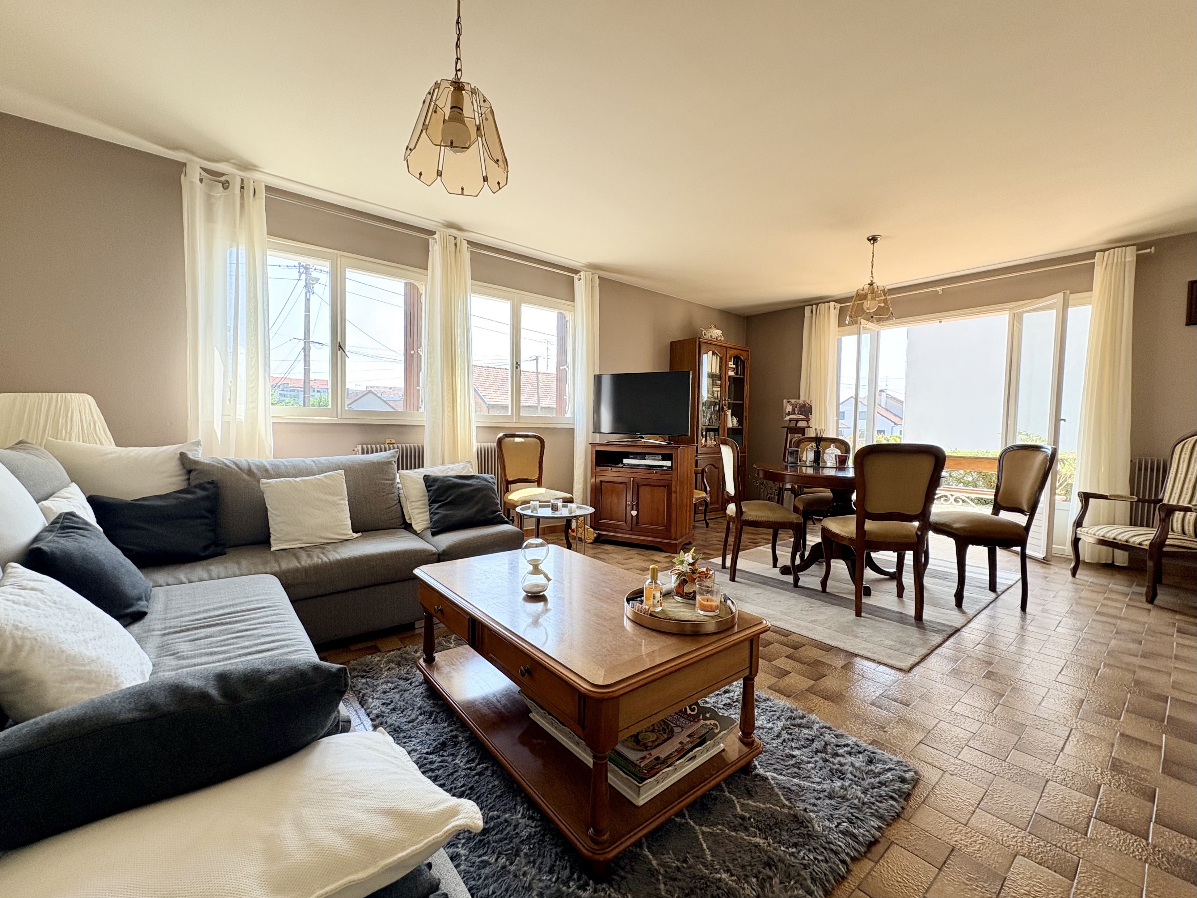 Maison à vendre à Dijon, 123 m², 5 pièces – photo 2 sur 8